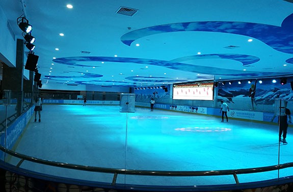 三亞（yà）港（gǎng）華廠喜樂街（jiē）冰場（chǎng）