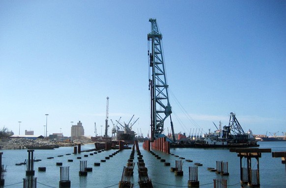 中交四航局安（ān）哥拉洛比（bǐ）托港碼頭混凝土降溫工程